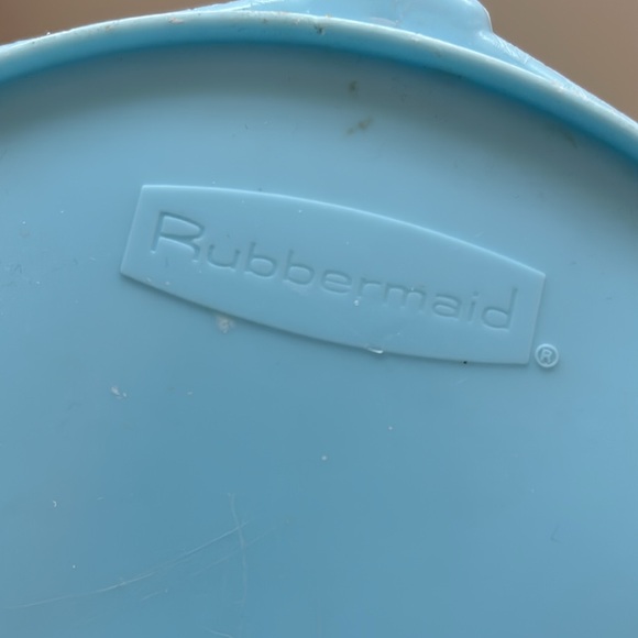 Vtg powder blue octagonal shaped garbage pail bath/office basket weave design - Picture 5 of 5